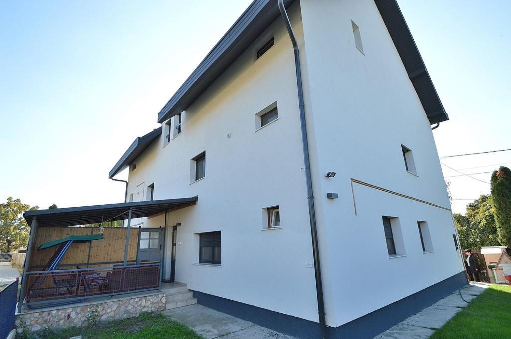 Nora Haz Hajduszoboszlo Hotel Exterior photo